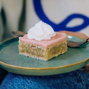 Recept om een vegan oranjekoek te bakken